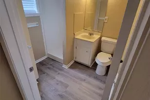 802 Avenue K, Galveston, TX 77550 - Photo 9