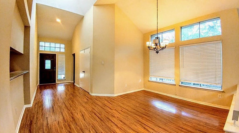 8610 Sparkling Springs Dr, Houston TX  77095-4612 exterior