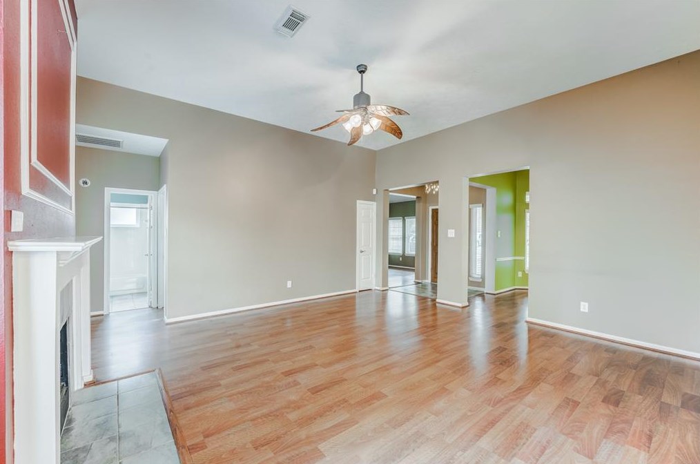 11503 Autumn Chase Dr, Houston TX  77065-4925 exterior