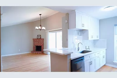 2300 Augusta Drive #22, Houston, TX 77057 - Photo 5