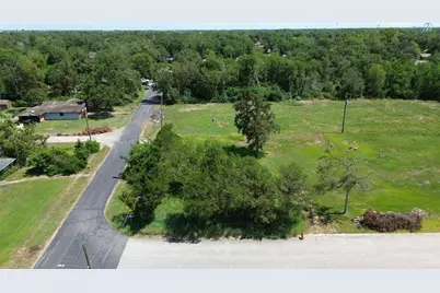 312 Natchez Street, Baytown, TX 77520 - Photo 7