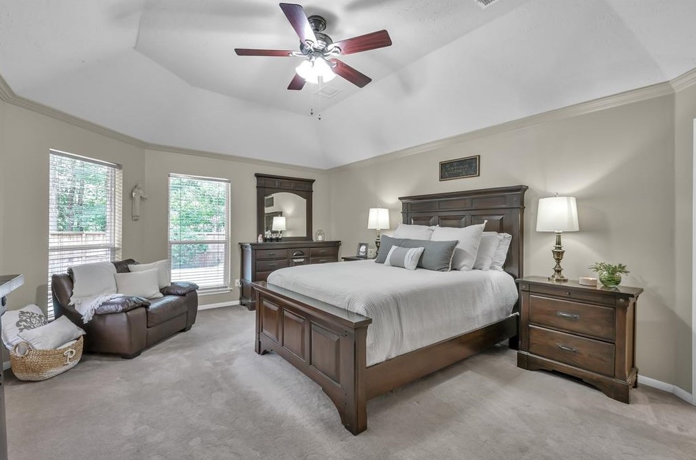 49 Peaceful Cyn Cir, Spring TX 77381-4486 exterior