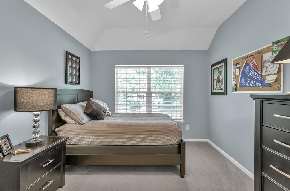 49 Peaceful Cyn Cir, Spring TX 77381-4486 exterior