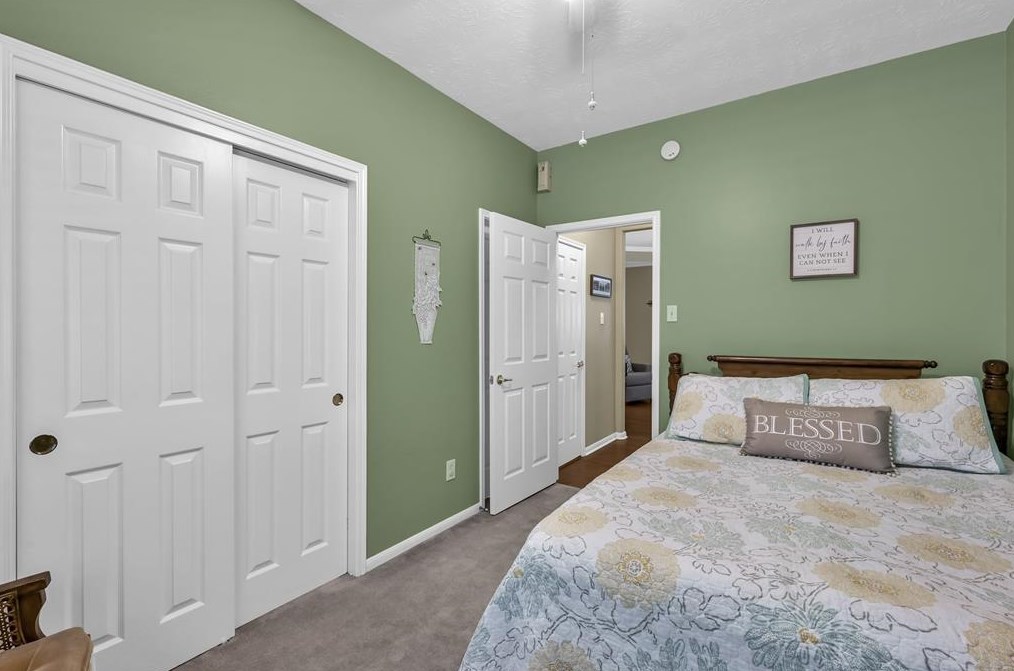 49 Peaceful Cyn Cir, Spring TX 77381-4486 exterior