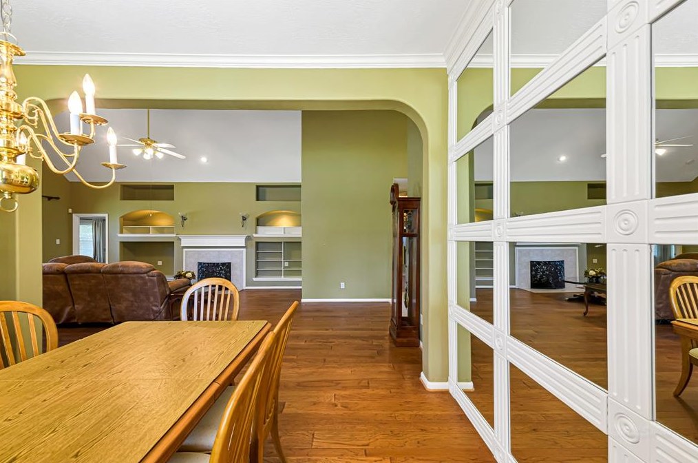 2507 Crystal Lk Ct, Richmond TX 77406-1800 exterior