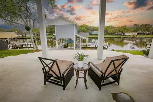 1493 County Rd 291, Sargent, TX 77414 - Photo 9