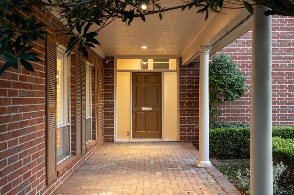 6725 Edloe St, Houston TX  10105-1102 exterior