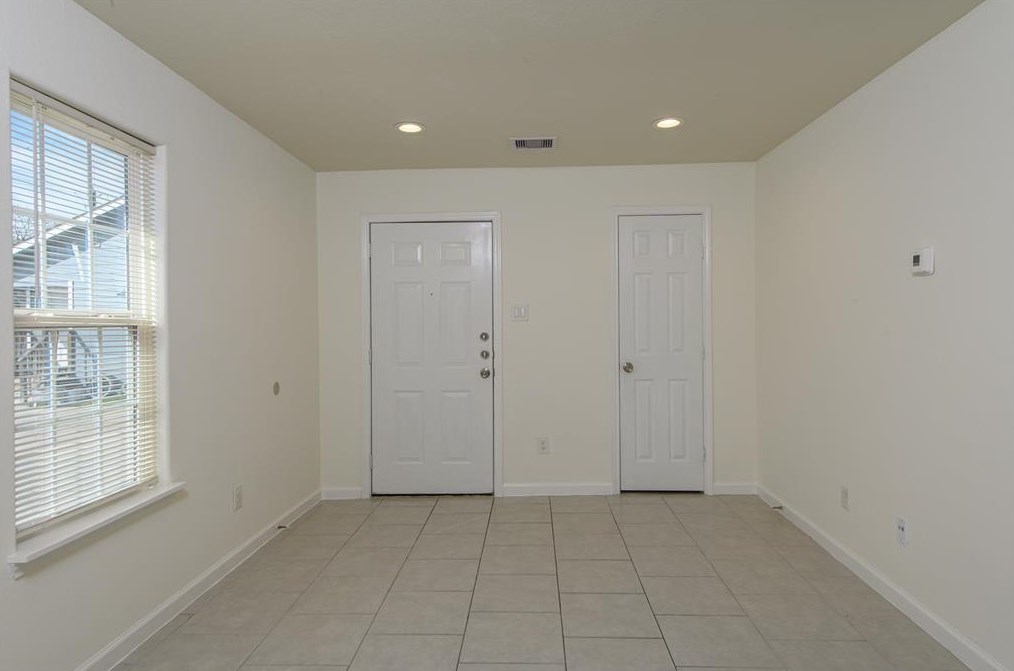 3405 Simmons St, Houston TX  77004-3721 exterior