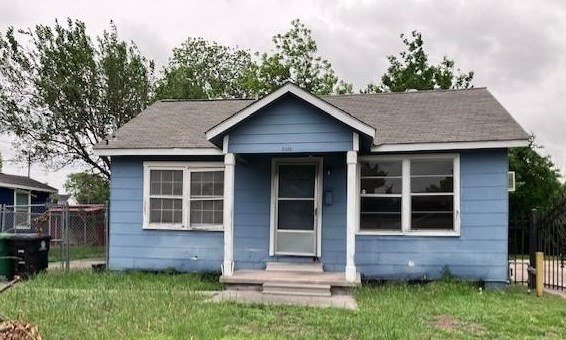 3910 Cetti St, Houston TX  77009-4823 exterior