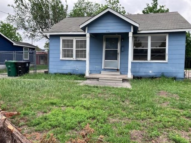 3910 Cetti St, Houston TX  77009-2801 exterior
