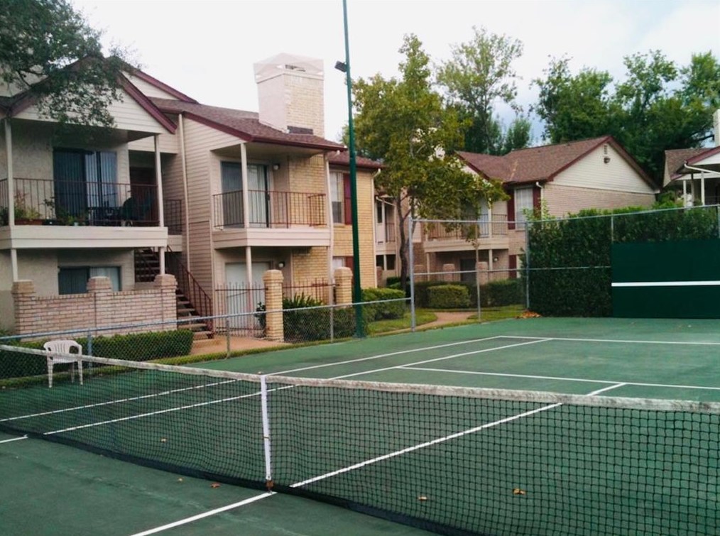 2120 El Paseo St, Houston TX  77054-3211 exterior