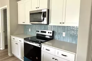 638 Stovall Dr, Palacios, TX 77465 - Photo 13