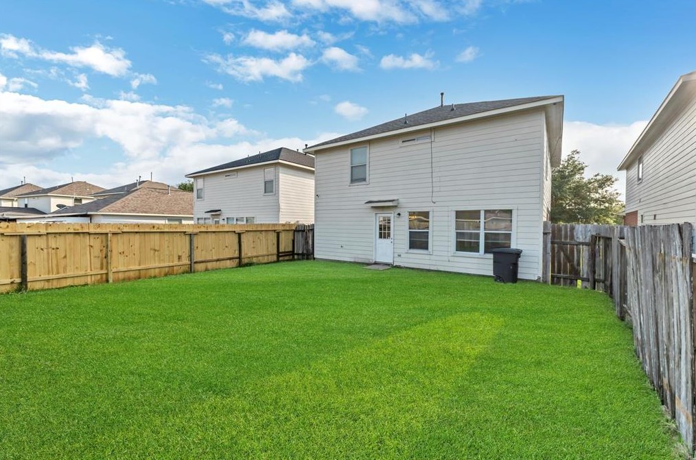 10831 Heathercliff Ln, Houston TX  77075-5325 exterior