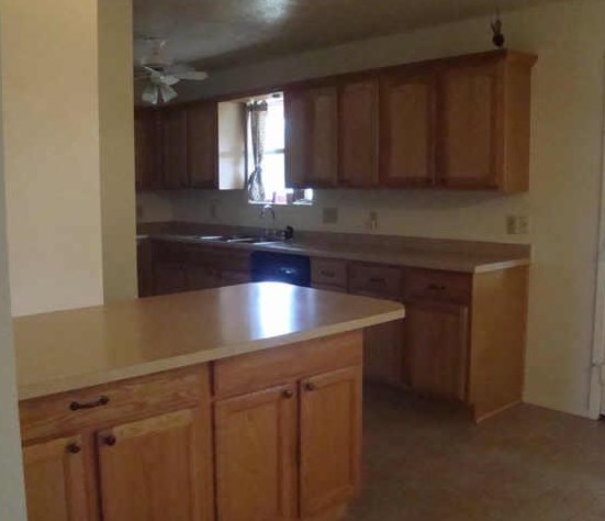 1627 Texas Ave, League City TX  77573-5681 exterior