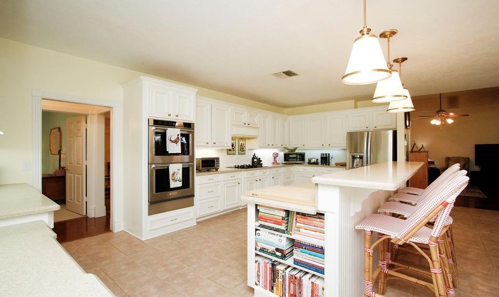 22502 Holly Crk Trl, Tomball TX 77377-3659 exterior