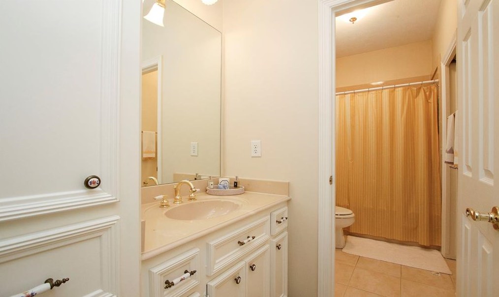 22502 Holly Crk Trl, Tomball TX 77377-3659 exterior