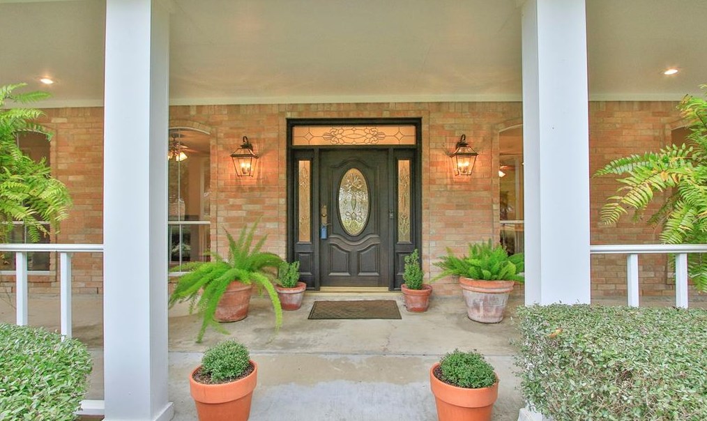 22502 Holly Crk Trl, Tomball TX 77377-3659 exterior