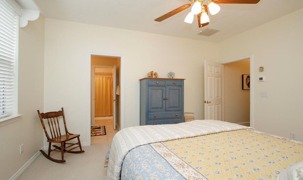 22502 Holly Crk Trl, Tomball TX 77377-3659 exterior