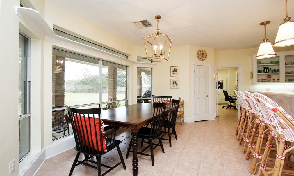 22502 Holly Crk Trl, Tomball TX 77377-3659 exterior