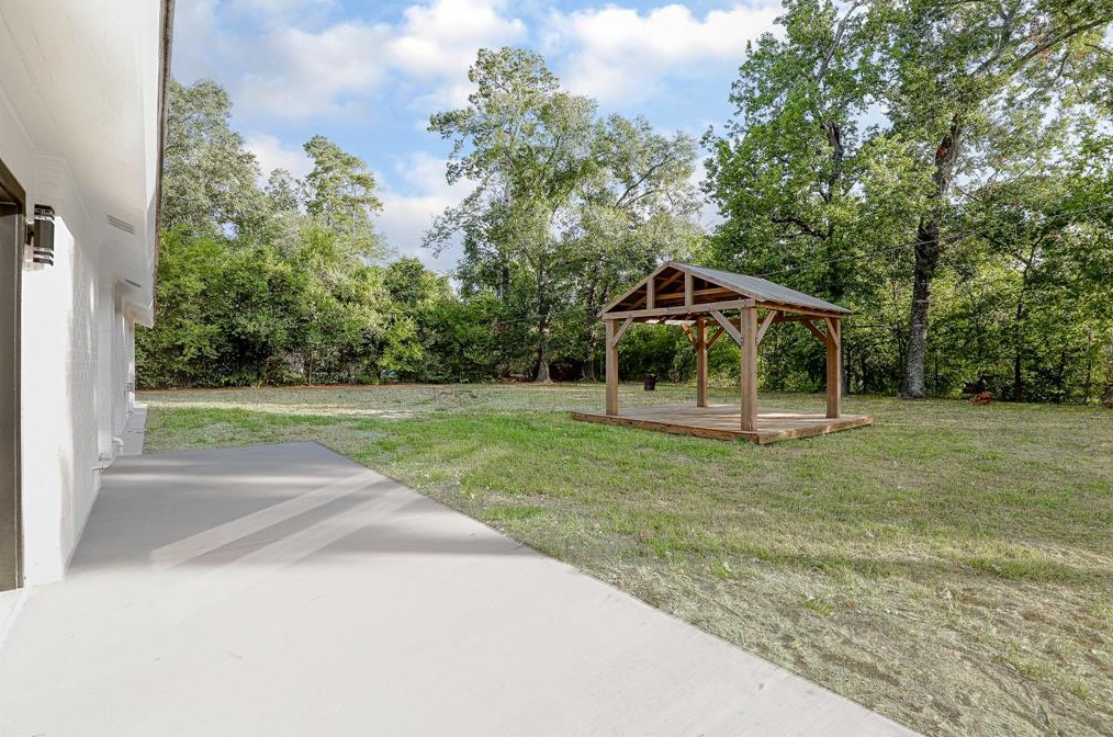 16211 Creeksouth, Houston TX  77068-2105 exterior