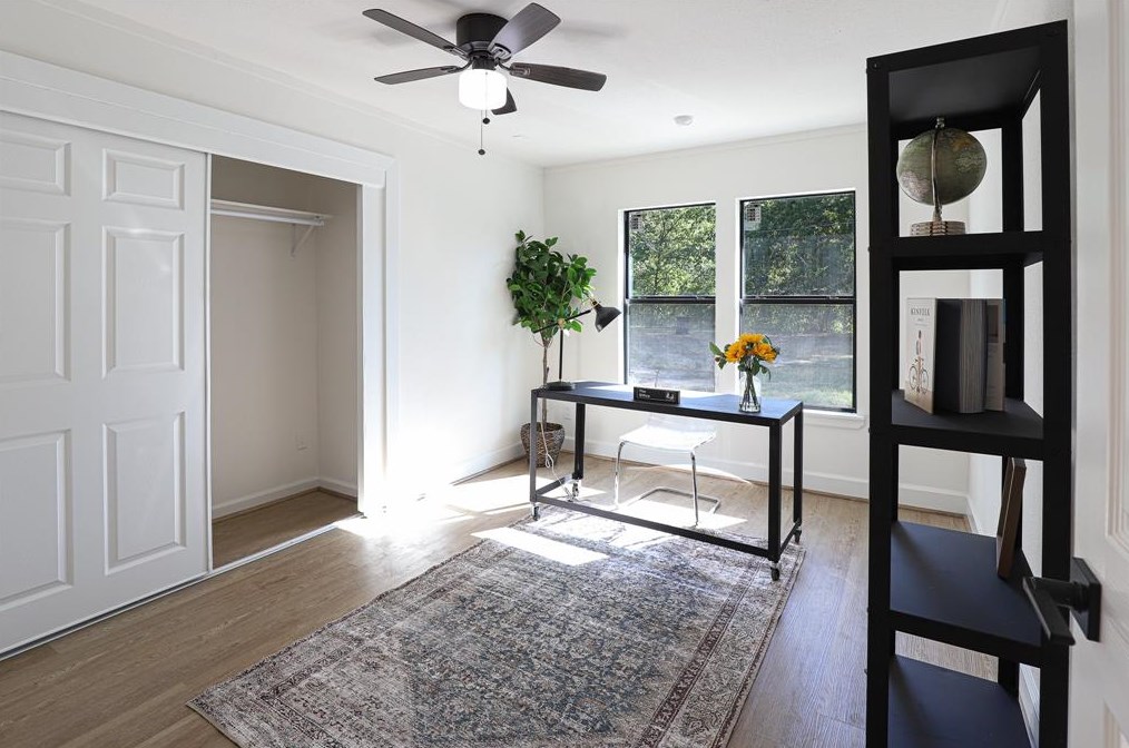 16211 Creeksouth, Houston TX  77068-2105 exterior