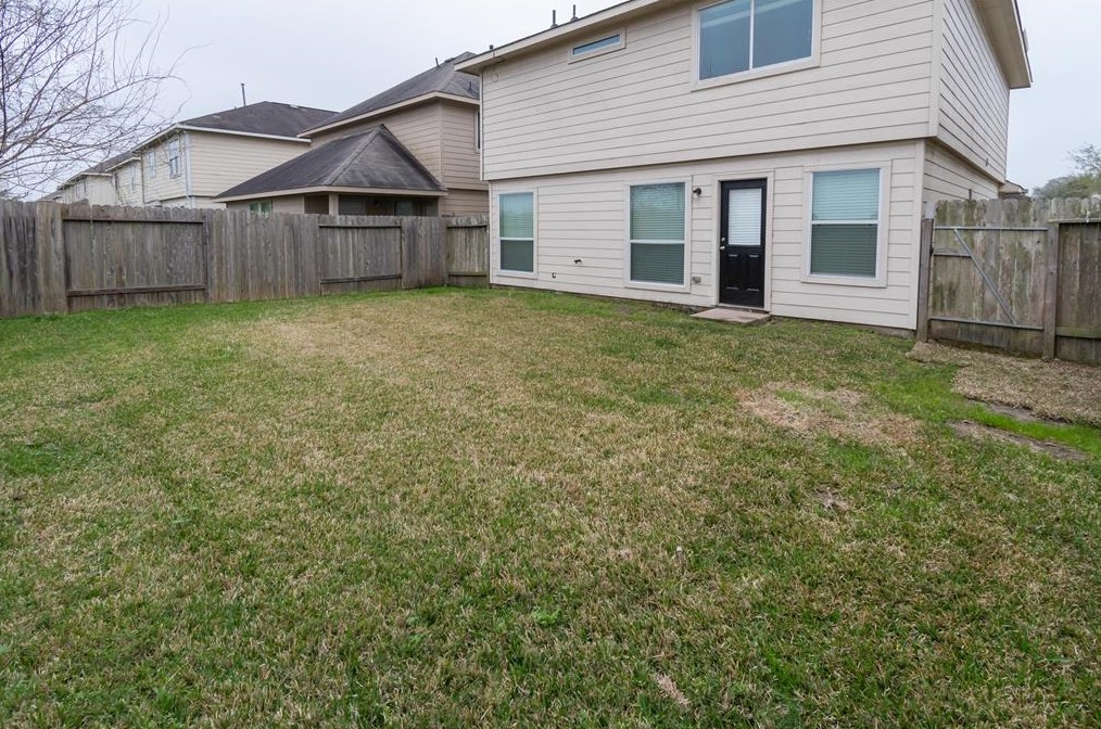 4219 Richmeadow Dr, Houston TX  77048-5587 exterior