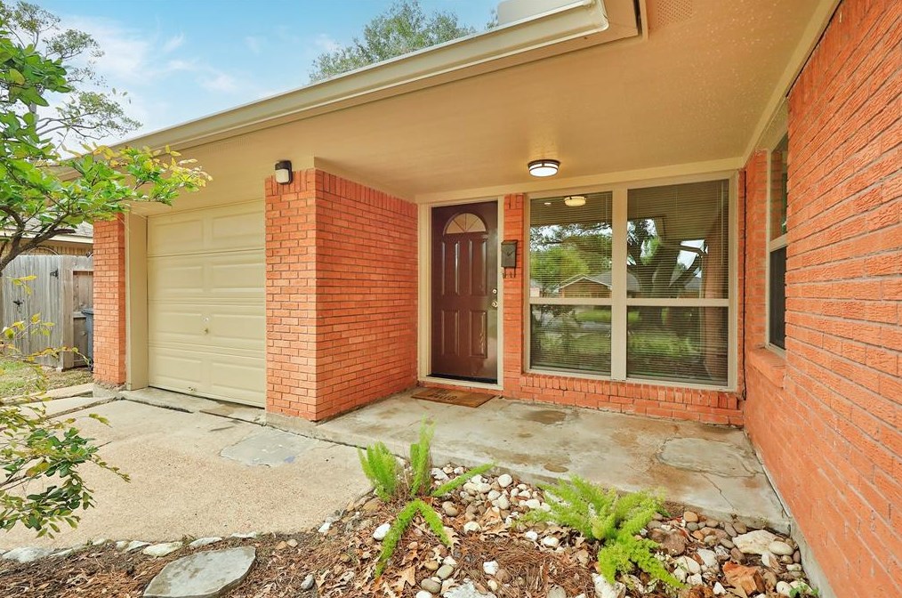1018 31st St, Houston TX  77018-7516 exterior