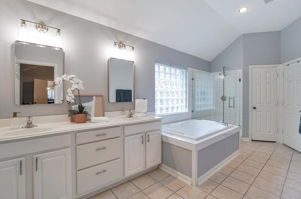 12922 Coopers Hawk Dr, Houston TX  77044-4403 exterior