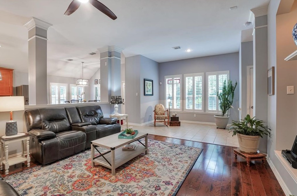 12922 Coopers Hawk Dr, Houston TX  77044-4403 exterior