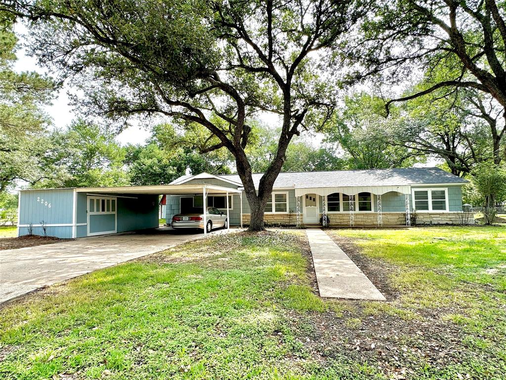2206 Nancy Lou St, El Campo, TX 77437 MLS 78719624 Coldwell Banker