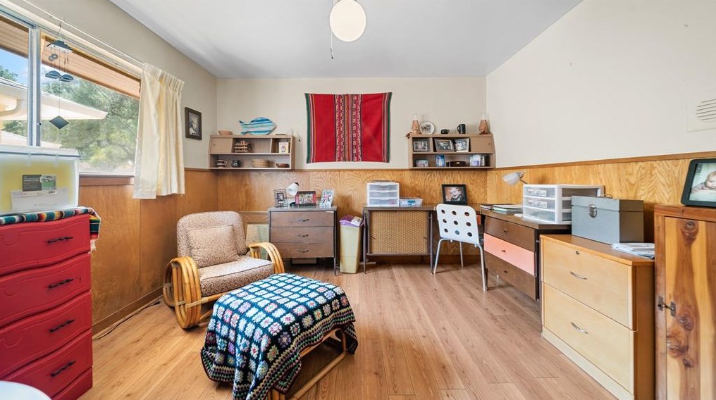 4514 Mcdermed Dr, Houston TX  77025-5401 exterior