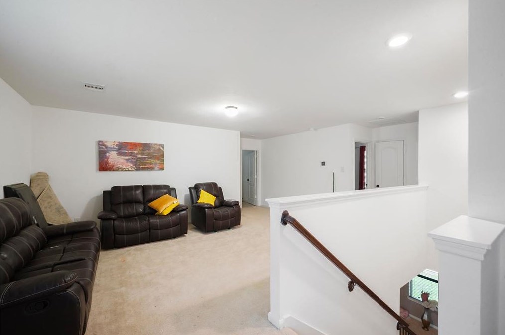 4031 Fernglade Dr, Houston TX  77068 exterior