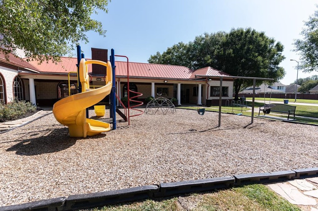 10626 Lyndon Mdw Dr, Houston TX  77095-6666 exterior