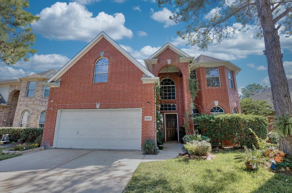 10626 Lyndon Meadows Dr, Houston TX  77095-6666 exterior