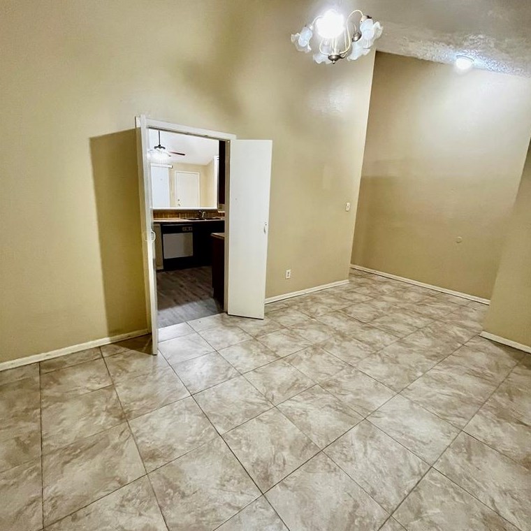 3830 Westheimer Place Dr, Houston TX  77082-1239 exterior