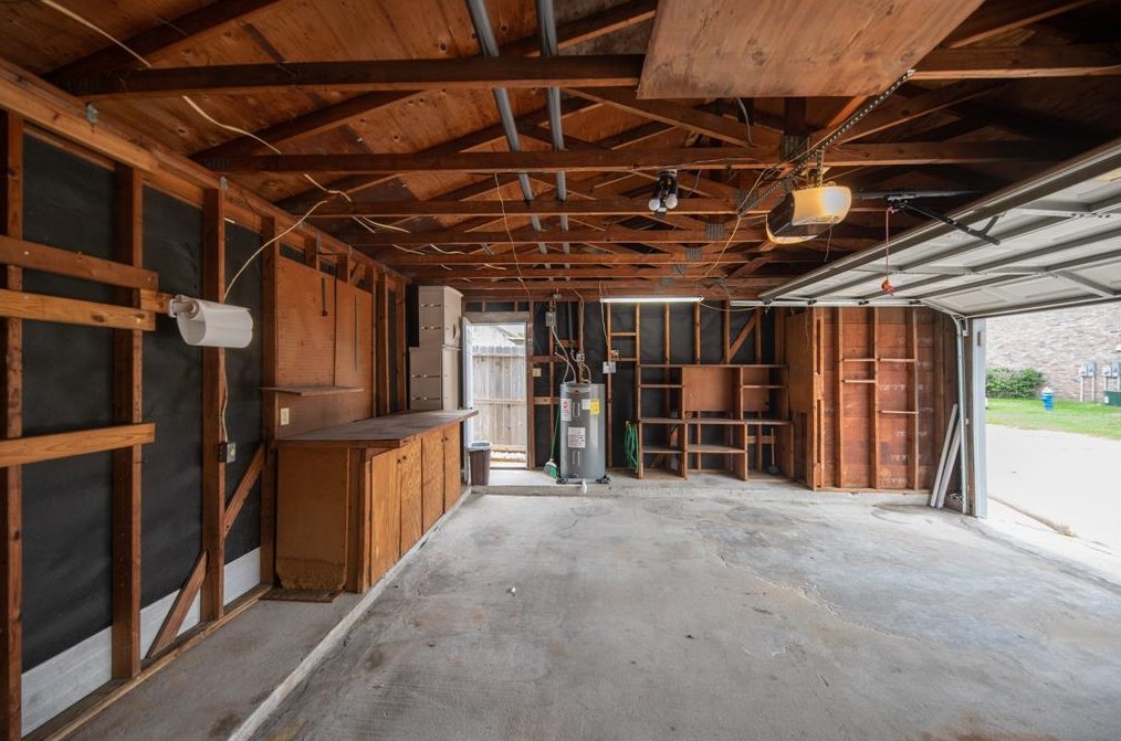 6543 Briar Byu Dr, Houston TX  77072-1769 exterior