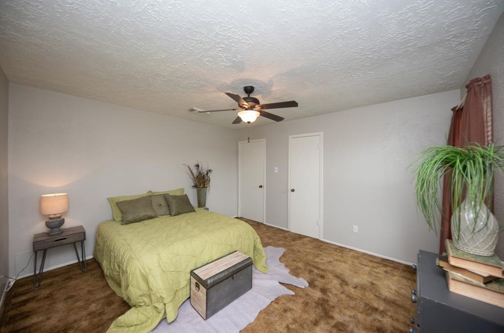 6543 Briar Byu Dr, Houston TX  77072-1769 exterior