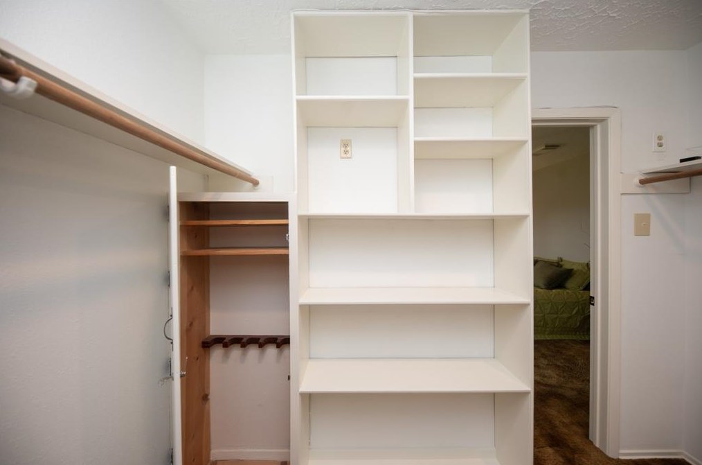 6543 Briar Byu Dr, Houston TX  77072-1769 exterior