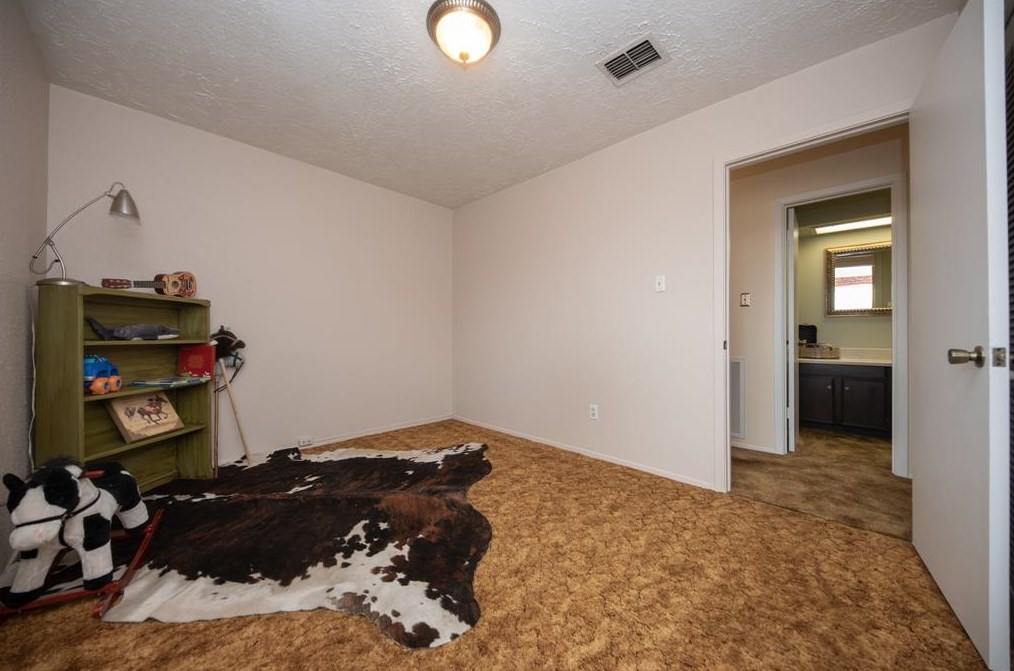 6543 Briar Byu Dr, Houston TX  77072-1769 exterior