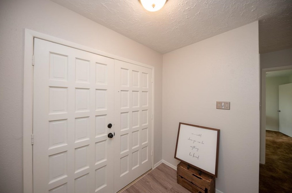 6543 Briar Byu Dr, Houston TX  77072-1769 exterior