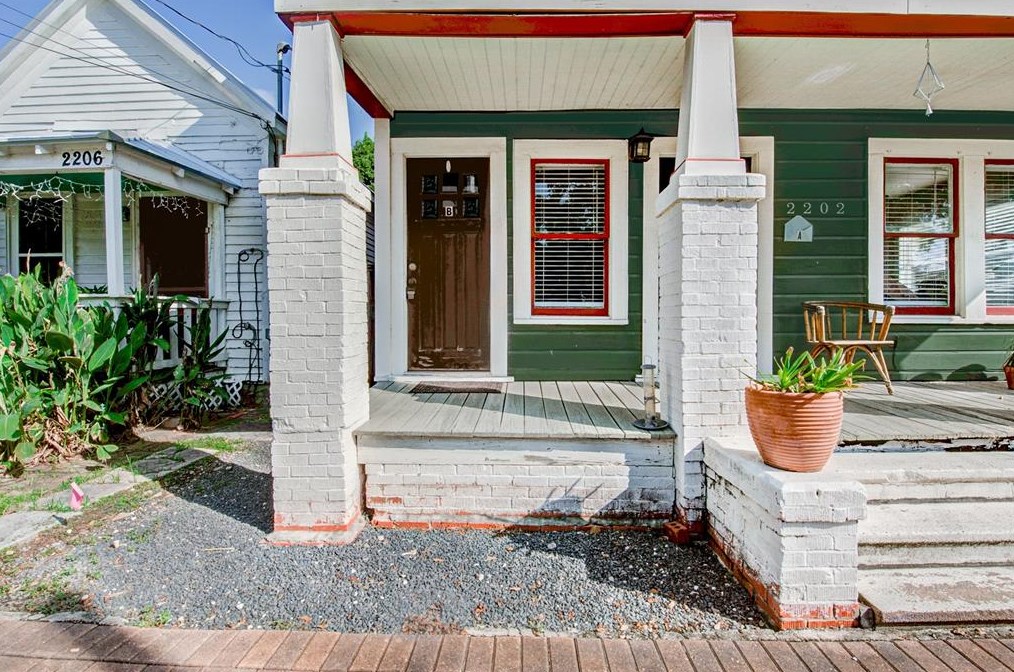 2202 Kane St, Houston TX  77007-7617 exterior