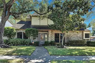 2442 Hodges Bend Cir, Sugar Land, TX 77479 - Photo 1