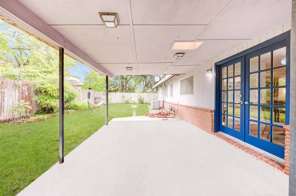 5314 Carew St, Houston TX  77096-1218 exterior