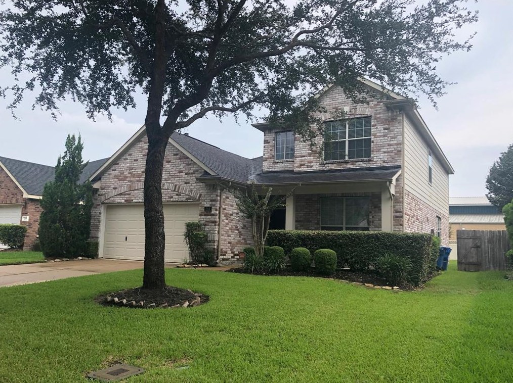 210 Briar Trace Ln, Richmond TX  77406-2163 exterior