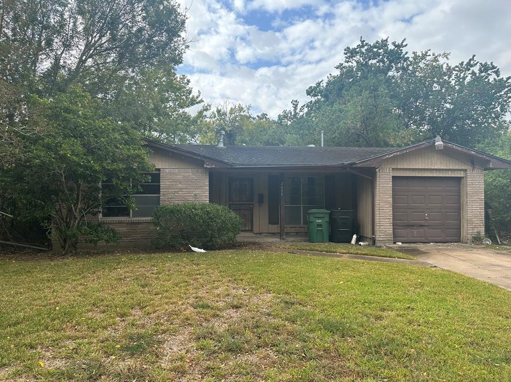 2811 Knotty Oaks Trl, Houston TX  77045-4700 exterior