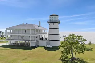 111 Poncho St, Anahuac, TX 77514 - Photo 47