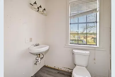 411 S Kaufman Street, Newton, TX 75966 - Photo 25