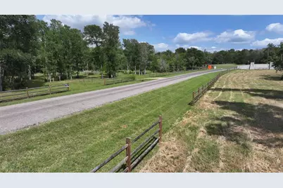 8071 Timber Bridge Lane, Chappell Hill, TX 77426 - Photo 9