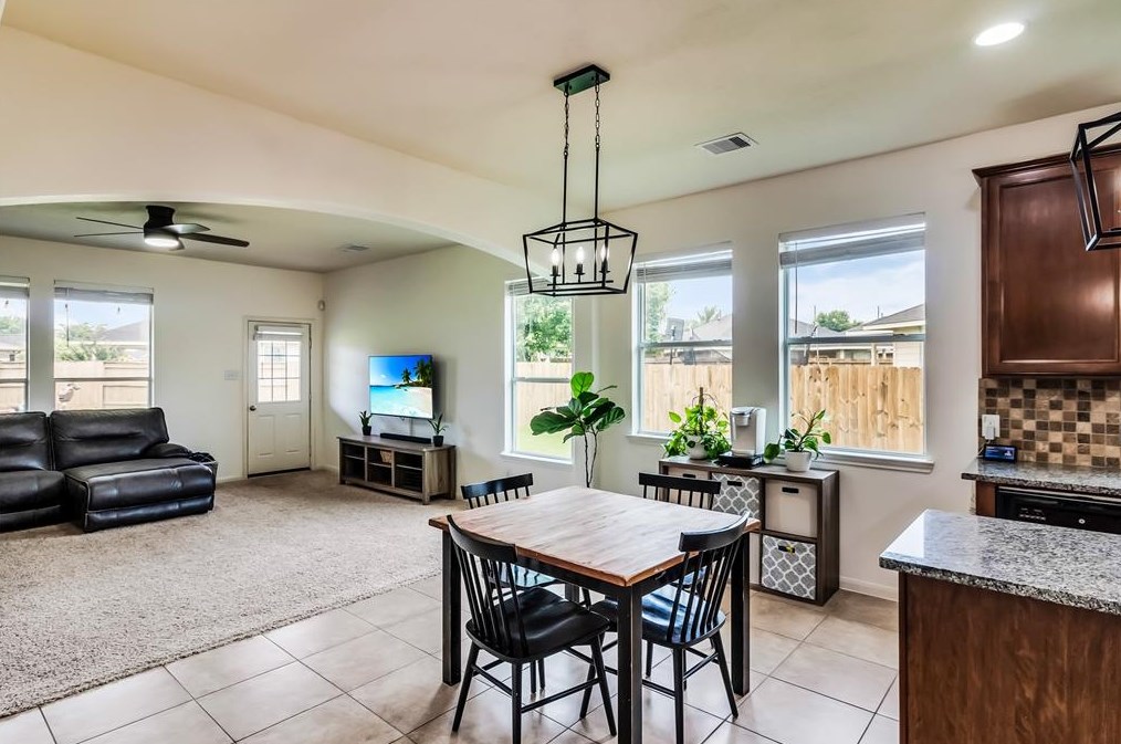 7415 Boerne Creek Dr, Richmond TX 77407-5043 exterior