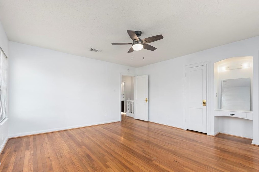 3346 Blodgett St, Houston TX  77004-6305 exterior